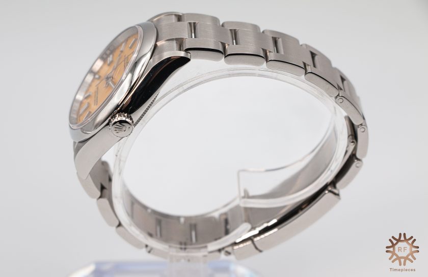 Rolex Oyster Perpetual 126000 Yellow dial (2021) - Image 3